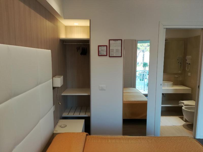 Hotel Majestic 4*